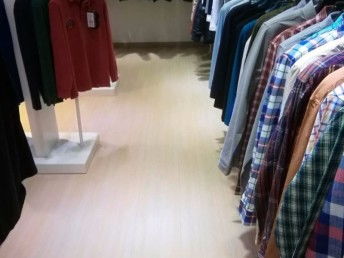 圖 精品韓版男裝服飾批發 廣州服裝箱包加盟